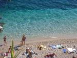 Badespass am Banje Strand